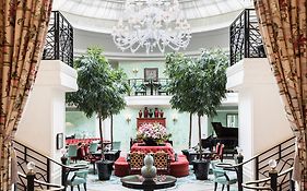 Shangri-La Hotel, Paris