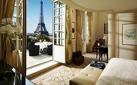 Shangri-La Hotel, Paris
