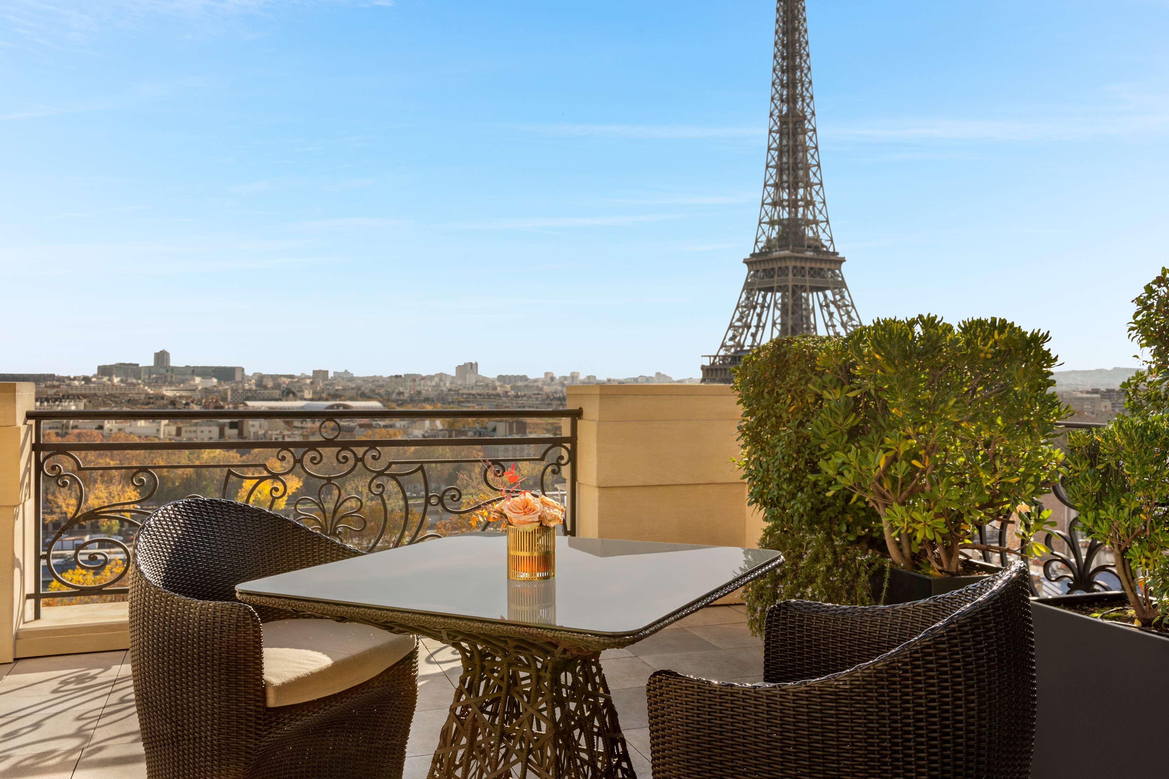Shangri-La Hotel, Parigi Esterno foto