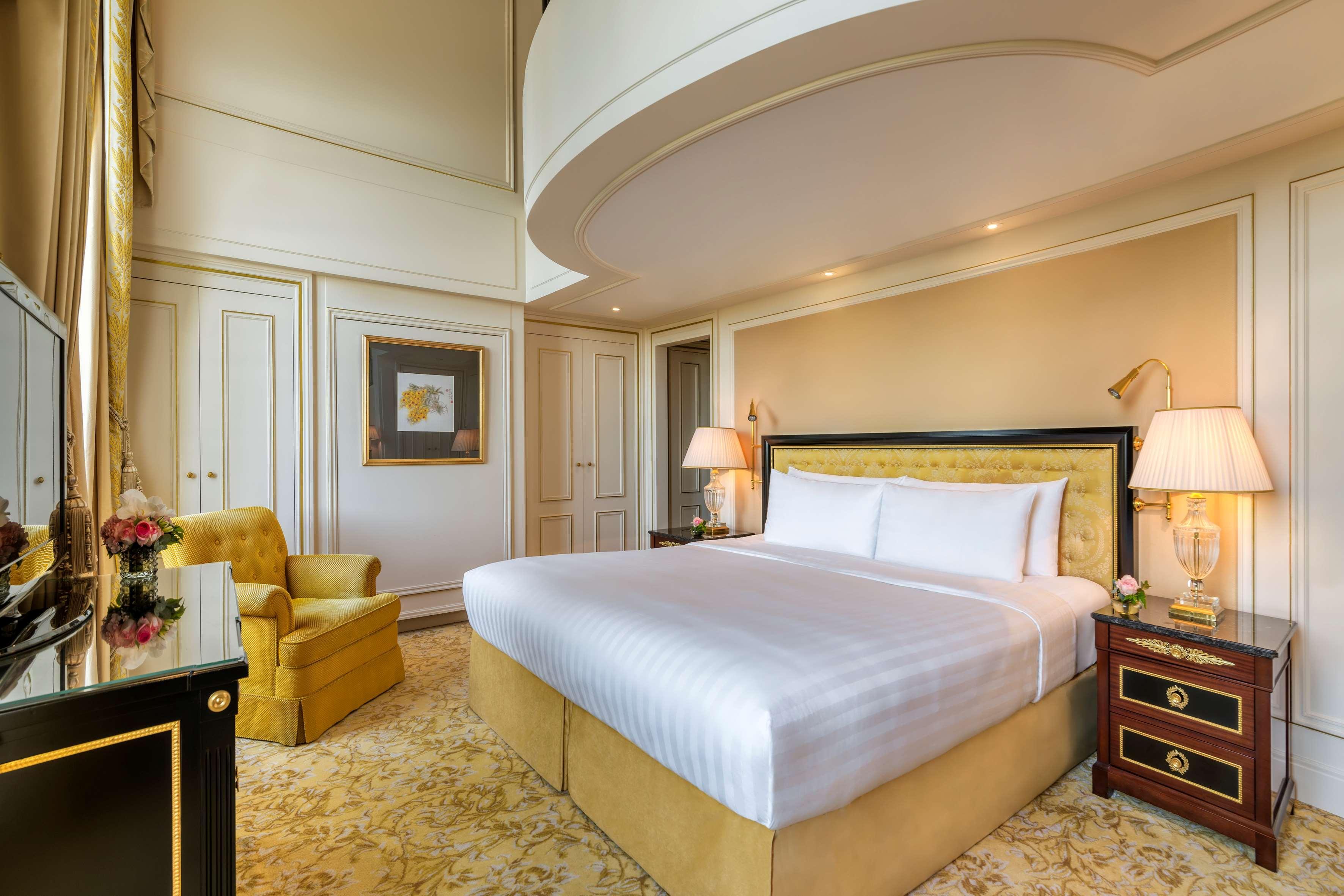 Shangri-La Hotel, Parigi Esterno foto