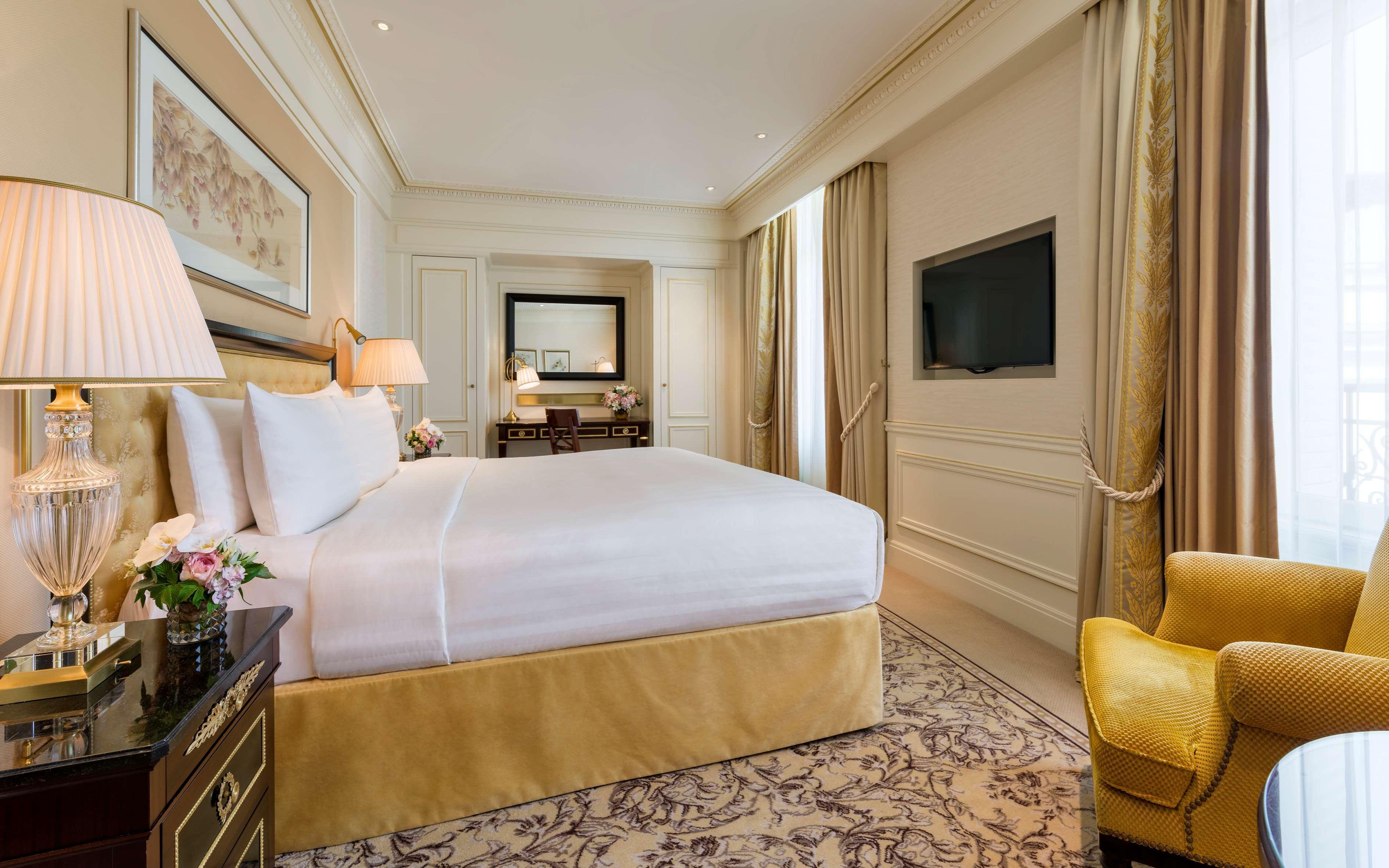 Shangri-La Hotel, Parigi Esterno foto
