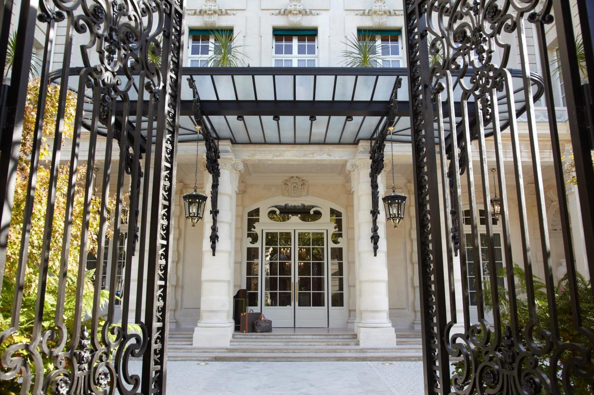 Shangri-La Hotel, Parigi Esterno foto